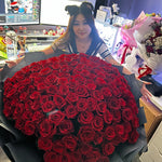 200 Red Roses Bouquet